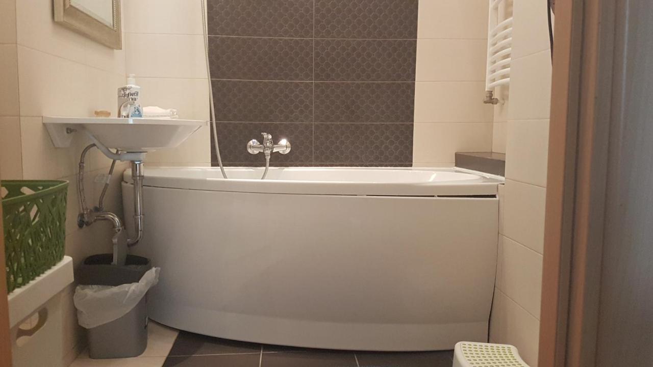 Sugár apartman Debrecen Esterno foto